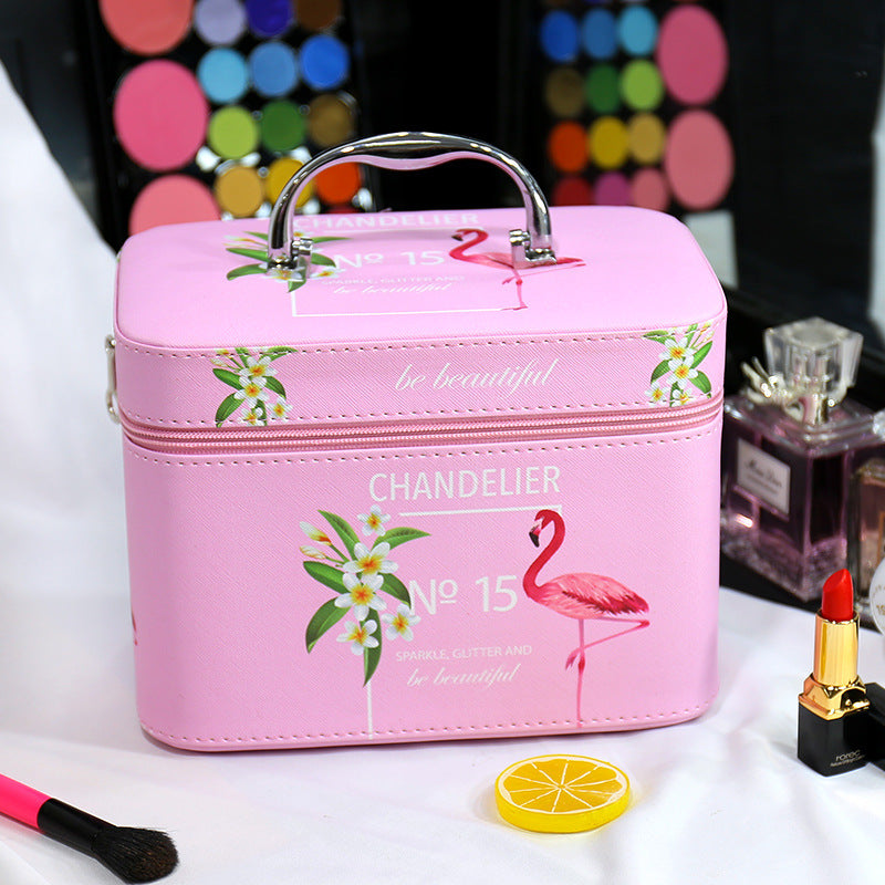 Portable cosmetic case