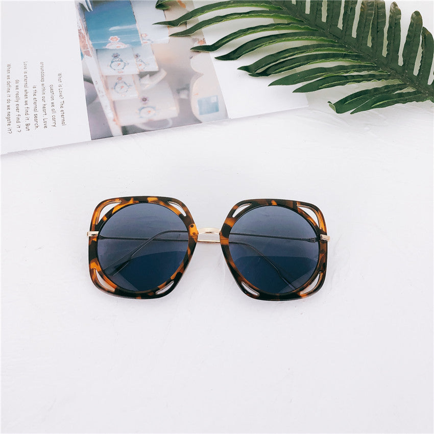 Square frame hollow personality sunglasses