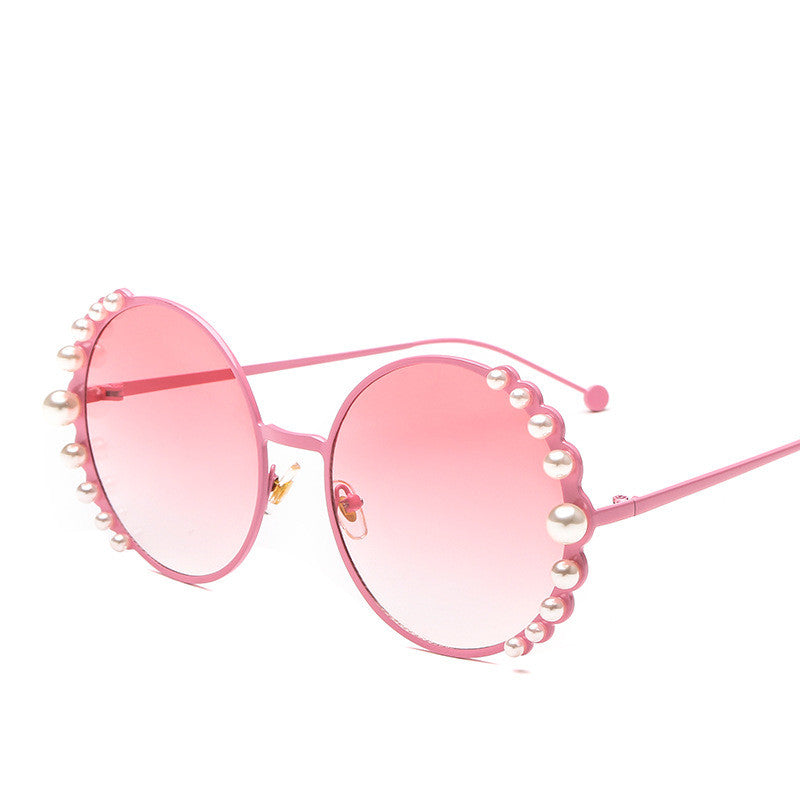 Round frame pearl ladies sunglasses