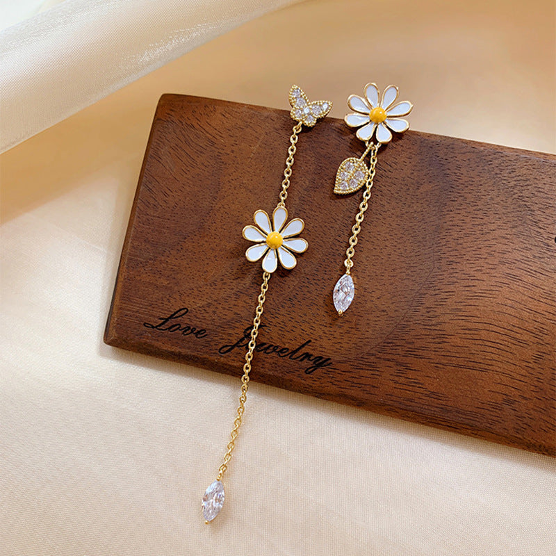 Long Asymmetrical Exquisite Small Daisy Earrings