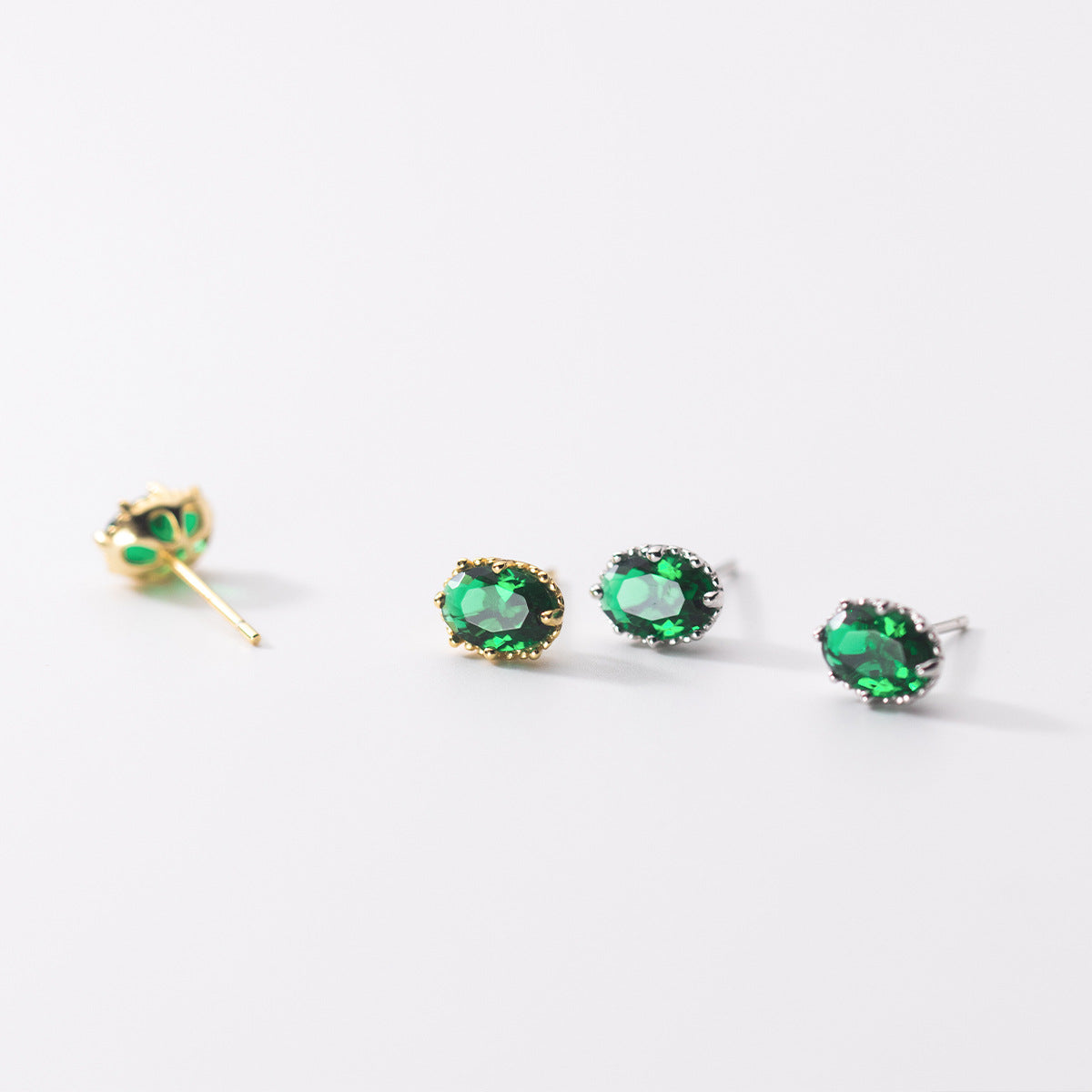 S925 Silver Green Diamond Oval Tori Stud Earrings